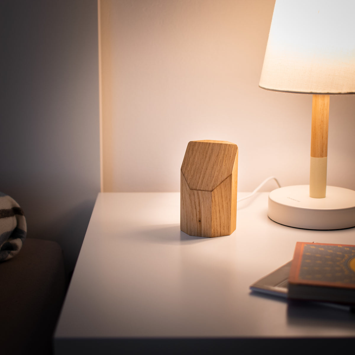 Wooden MagSafe Wireless Charger for iPhone, Android. Fast Qi2 25W